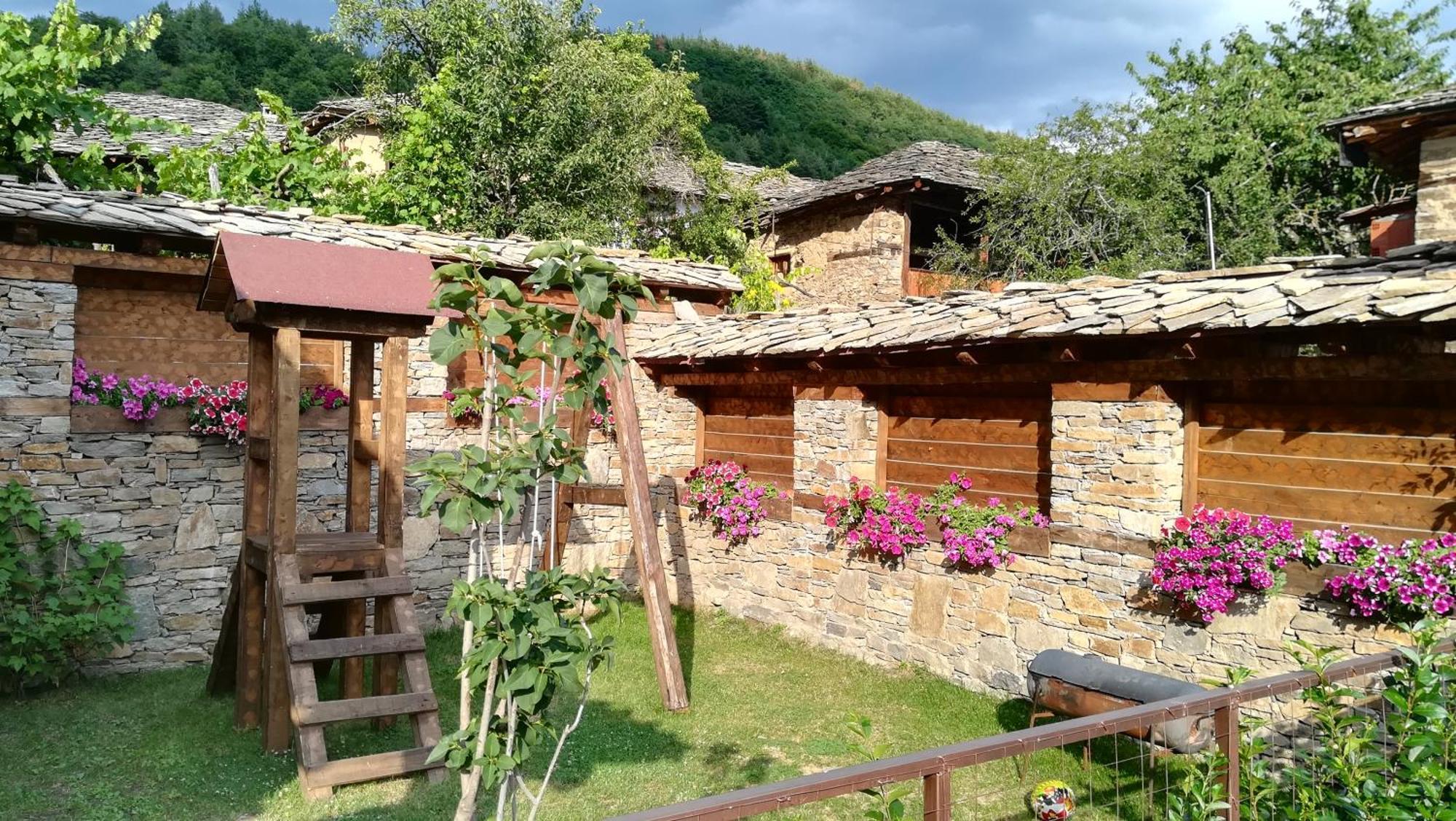Семеен Хотел Скендерова Къща レシテン 部屋 写真